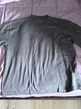 Yeezy T-Shirt in Grey